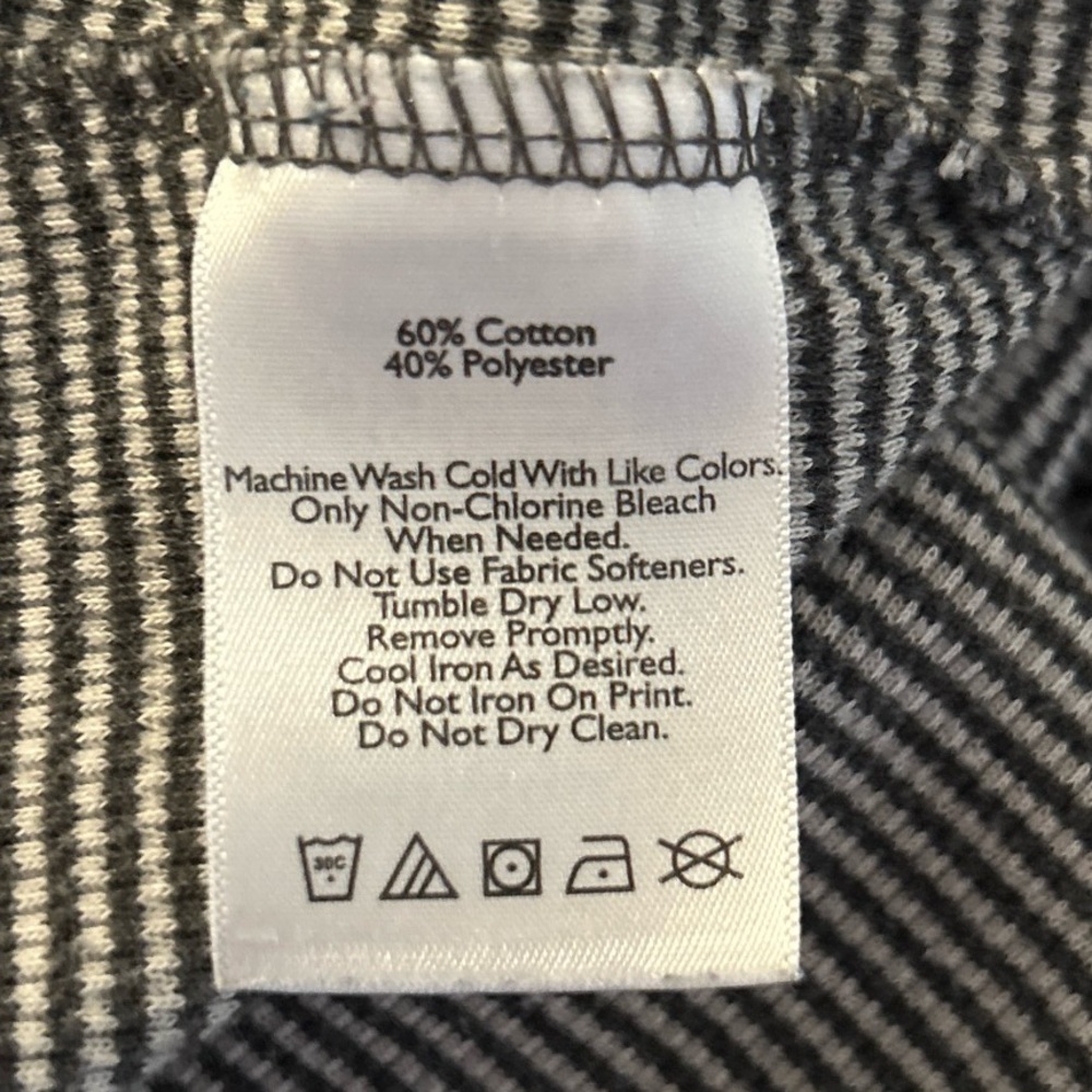 Eddie Bauer Ladies M Henly Gray White Striped Long Sleeve Top 1/4 Button Up - Picture 6 of 6